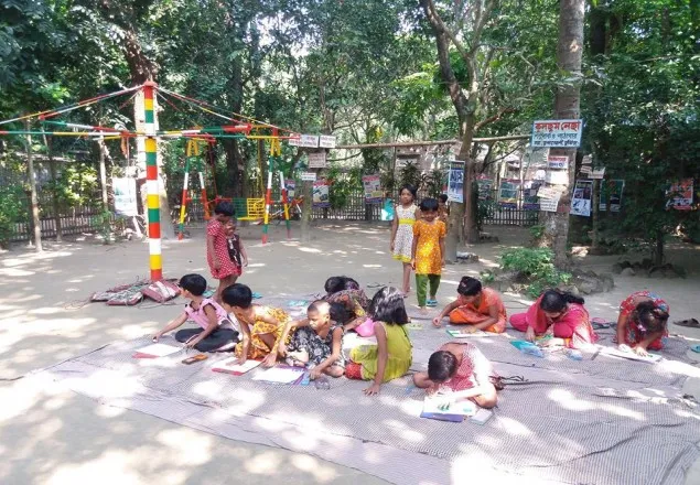 শিশুস্বর্গ কুষ্টিয়ার নাসির মাষ্টারের বাড়ি 