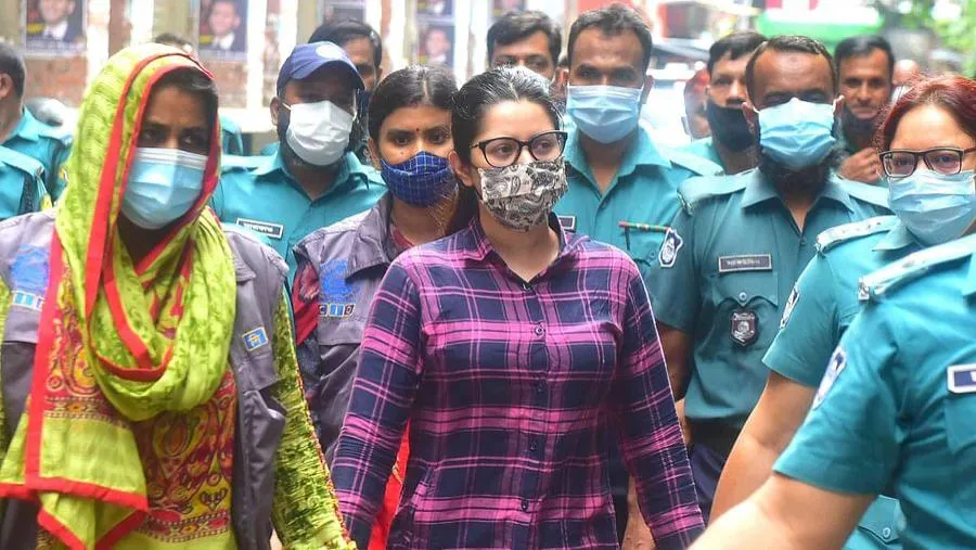 আজ আদালতে যাবেন পরীমনি