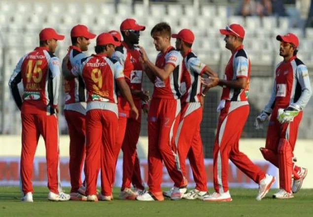 ৪ বল হাতে রেখেই জয় পেল চিটাগং