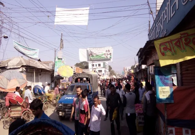 পাটগ্রামে দিনব্যাপী ভ্রাম্যমান আদালত পরিচালনা :জরিমানা ও কারাদন্ডাদেশ