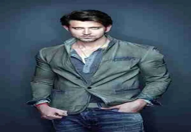'বিশ্বের সুশ্রী পুরুষের তালিকায় ৩য় হৃতিক'