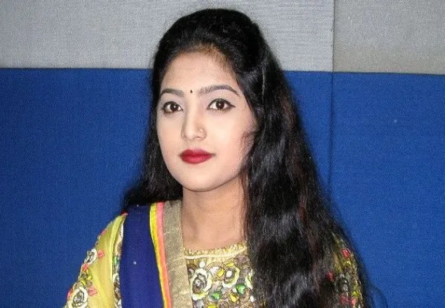 ভেঙ্গে গেলো ক্লোজ-আপ তারকা সালমার সংসার