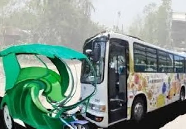 ব্রাহ্মণবাড়িয়ায় বাসচাপায় অটোরিকশার ৪ যাত্রী নিহত
