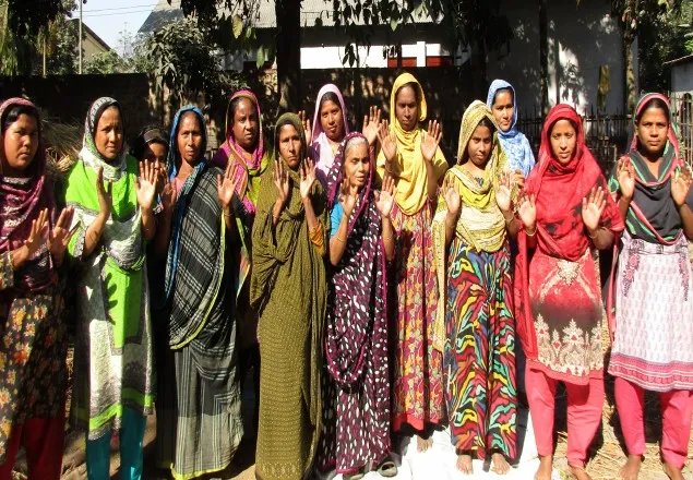 ঠাকুরগাঁও কাজীপাড়ায় পানিবাহিত রোগে ভুগছে গ্রামবাসী