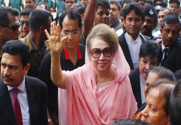 আত্মপক্ষ সমর্থনে আদালতে খালেদা জিয়া