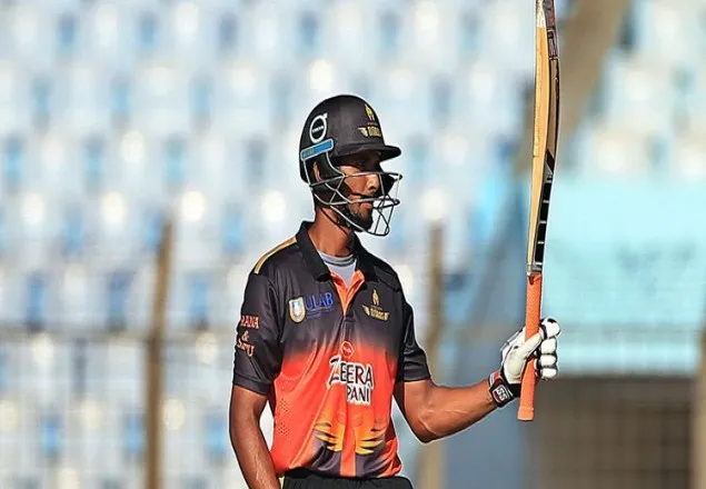 শেষ চারে টিকে রইল খুলনা
