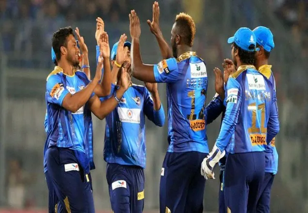 খুলনাকে হারিয়ে ফাইনালে ঢাকা ডায়নামাইটস