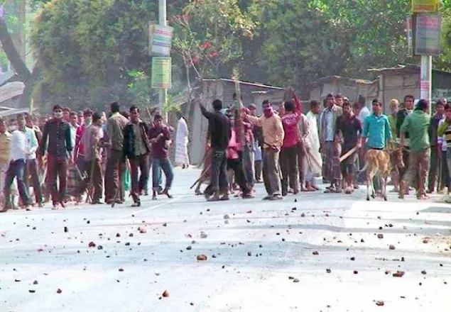 নারায়ণগঞ্জে দু’পক্ষের সংঘর্ষে আহত ১৫