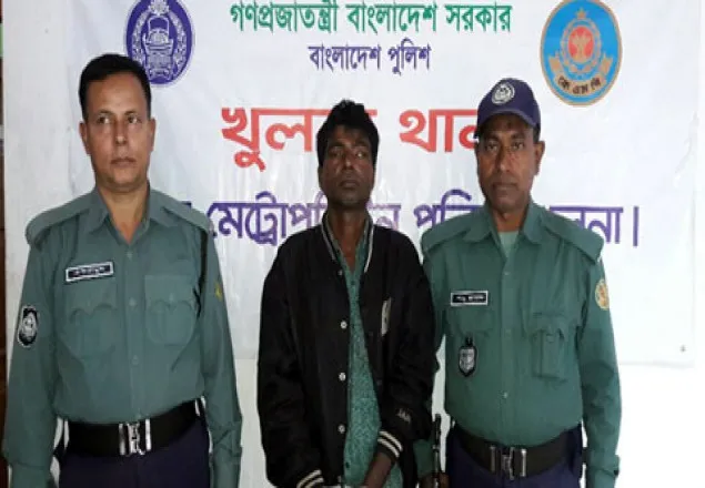 ৩ শিশুকে ধর্ষণের অভিযোগ স্কুলের দফতরী আটক