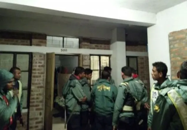শাবির হল থেকে অস্ত্র উদ্ধার     