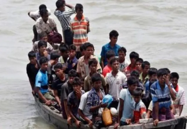 অনুপ্রবেশের চেষ্টাকালে ৭০ রোহিঙ্গাকে ফেরত