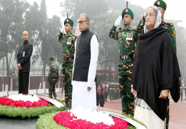 বুদ্ধিজীবী স্মৃতিসৌধে রাষ্ট্রপতি ও প্রধানমন্ত্রীর শ্রদ্ধা