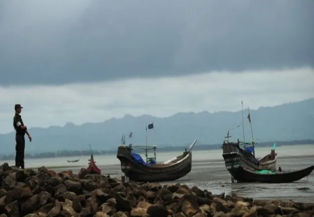 কক্সবাজারে রোহিঙ্গাবোঝাই ৬ নৌকা ফেরত