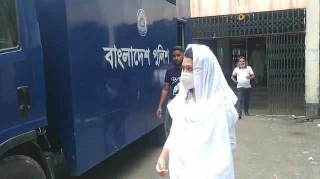 হাইকোর্টের কার্যতালিকায় মিন্নির জেল আপিল