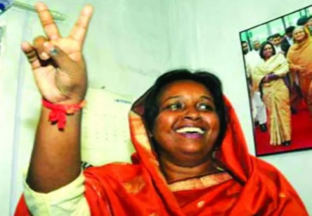 আজ সন্ধ্যায় গণভবনে যাচ্ছেন আইভী