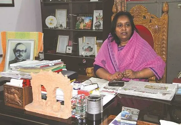 গণভবনে নবনির্বাচিত মেয়র আইভী