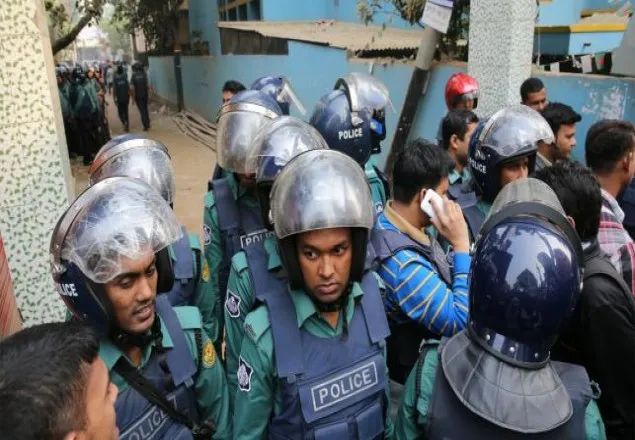শিশুসহ দুই সন্দেহভাজন নারী জঙ্গির আত্মসমর্পণ