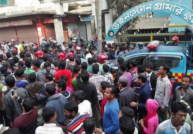 'বুকে গ্রেনেড বেঁধে প্রতিরোধের ঘোষণা জঙ্গিদের'