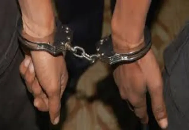 কাশিয়ানীতে গুলিবিদ্ধ দুজনসহ ৪ ডাকাত গ্রেপ্তার