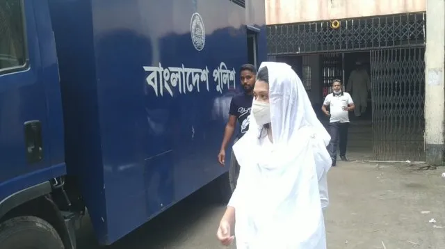 হাইকোর্টের কার্যতালিকায় মিন্নির জেল আপিল
