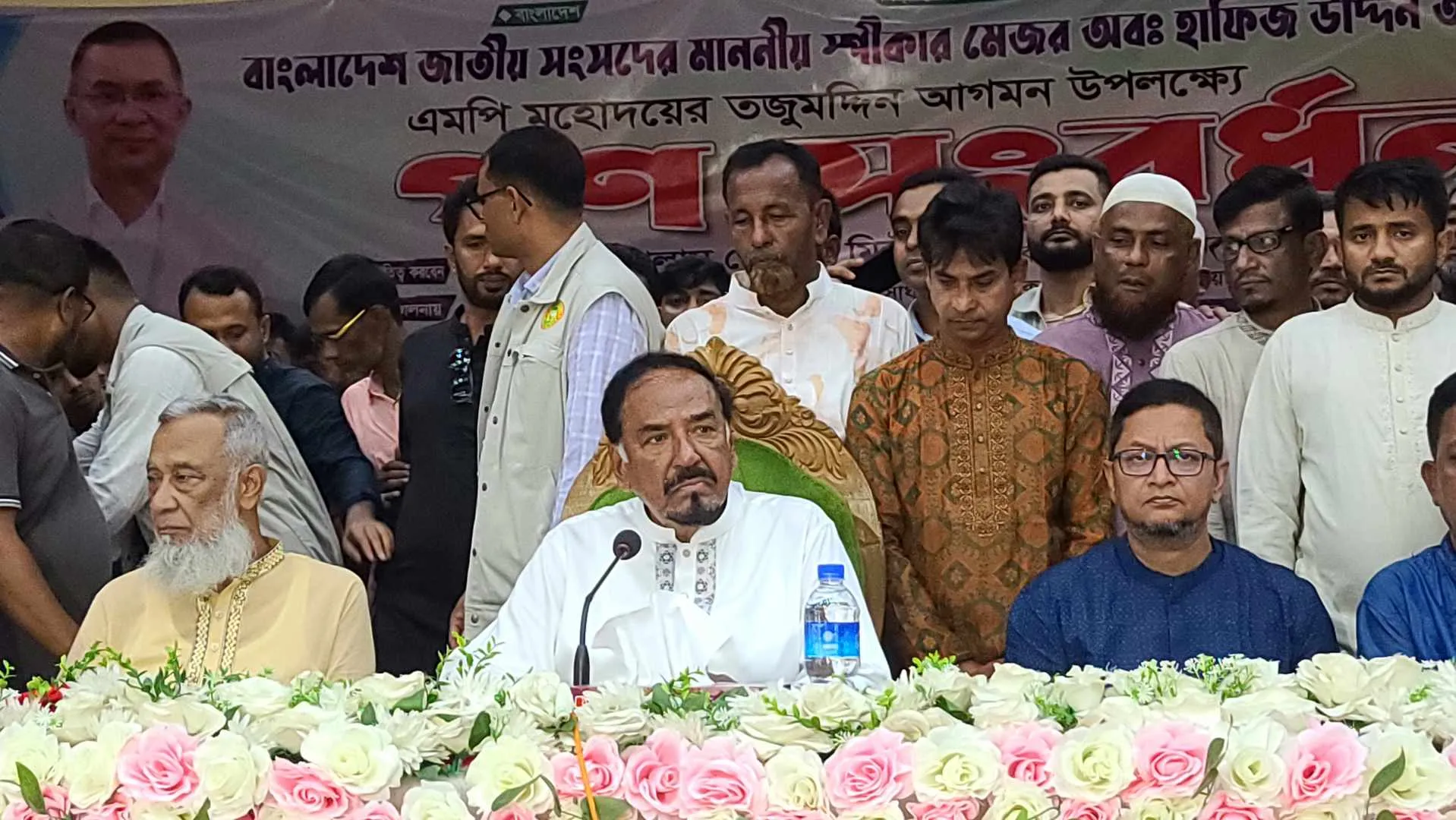 স্পিকারের ক্ষমতা নেই, সম্মান আছে: মেজর হাফিজ