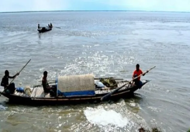২ বাংলাদেশি জেলেকে ধরে নিয়ে গেছে মিয়ানমারের সীমান্তরক্ষী