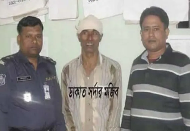 চাঁদপুরে পুলিশের সঙ্গে ‘বন্দুকযুদ্ধে’ নিহত ২