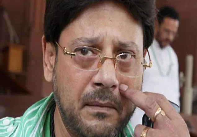 ফেঁসে যাচ্ছেন তাপস পাল