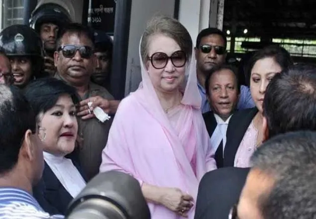 বকশীবাজার আদালতে খালেদা জিয়া