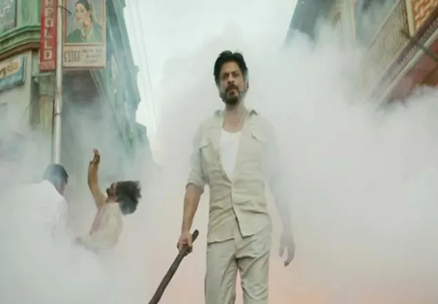 অ্যাকশনে ভরপুর শাহরুখের 'রইস'