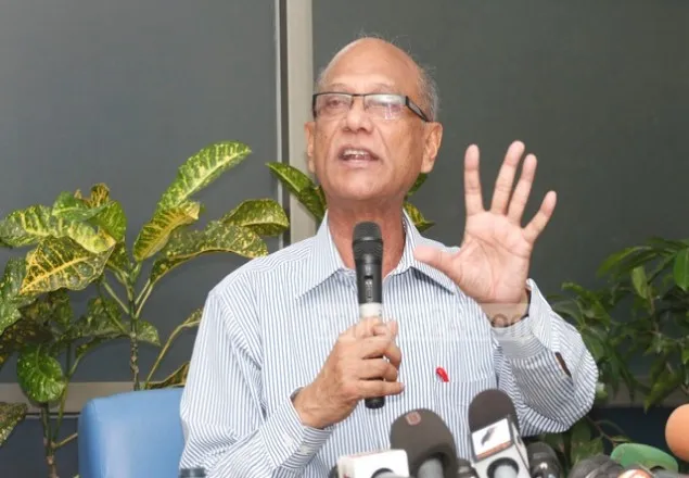বড় ভুলগুলো আঠা দিয়ে ঢাকার নির্দেশ শিক্ষামন্ত্রীর!
