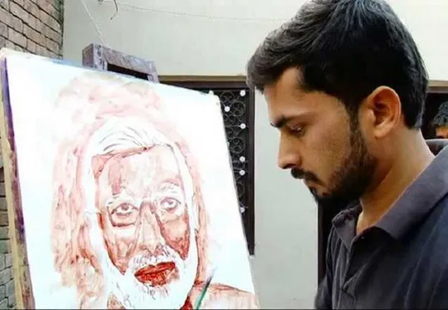 ভক্তর রক্ত দিয়ে আঁকা হলো মোদীর ছবি