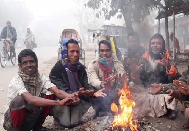 শৈত্যপ্রবাহে কুড়িগ্রামে জনজীবন বিপর্যস্ত