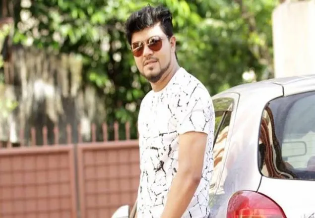অভিনেতা কল্যাণের গাড়ি জব্দ