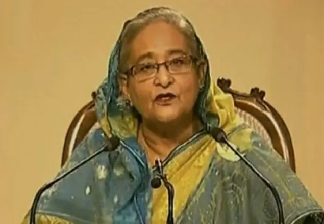 জাতির উদ্দেশে ভাষণ দিচ্ছেন  প্রধানমন্ত্রী 