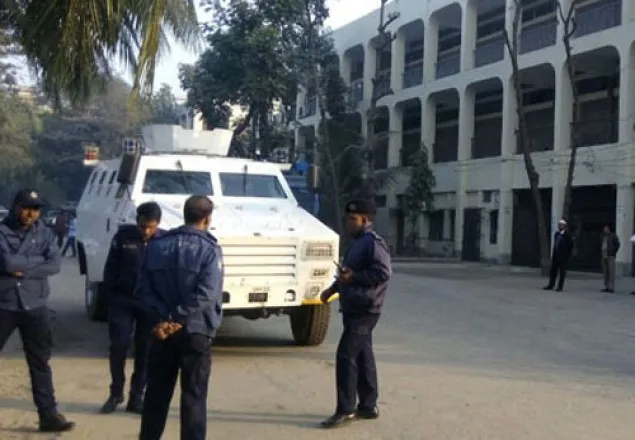 নারায়ণগঞ্জ আদালত এলাকায় কড়া নিরাপত্তা