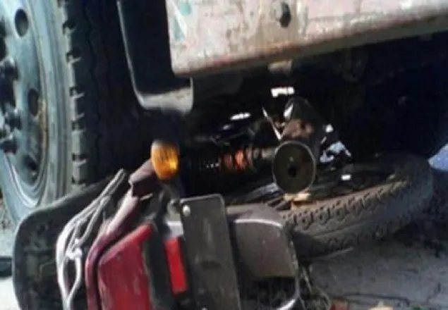 বান্দরবনে ট্রাকচাপায় মোটরসাইকেল আরোহী নিহত 