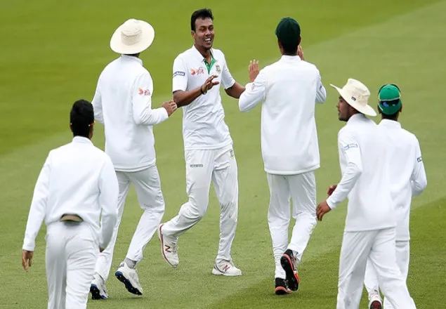 সাকিবের জোড়া আঘাতে লন্ডভন্ড নিউজিল্যান্ড
