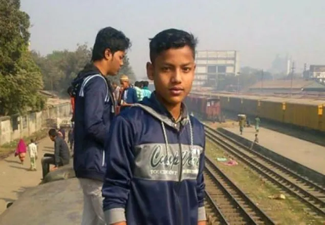 সিনিয়র-জুনিয়র নিয়ে খুন হয় আজিজ