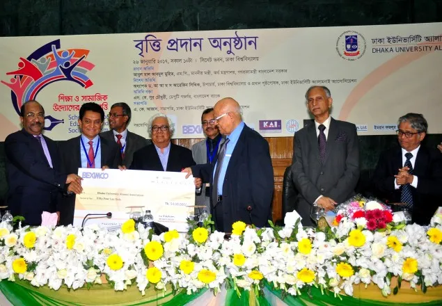 ৭০০ শিক্ষার্থীকে বৃত্তি প্রদান করল ঢাবির অ্যালামনাই অ্যাসোসিয়েশন 
