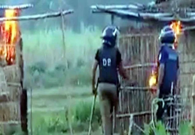 সাঁওতাল পল্লীতে আগুনের ঘটনায় পুলিশ জড়িত