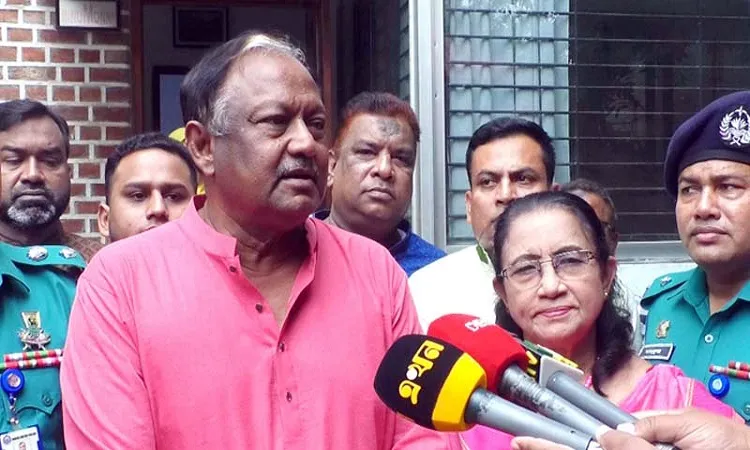 আমদানি হলেই কমে যাবে পেঁয়াজের দাম : বাণিজ্যমন্ত্রী