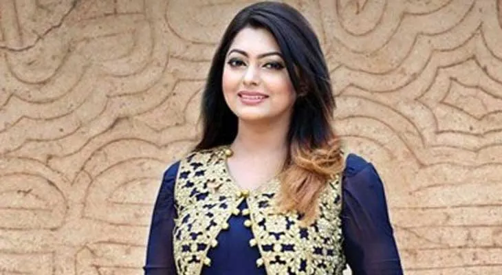 পাইরেসি ইন্ডাস্ট্রিকে ধ্বংস করে দিচ্ছে: নিপুণ