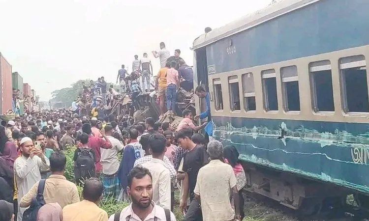 ভৈরবে ট্রেন দুর্ঘটনা: নিহতের সংখ্যা বেড়ে ১৫