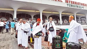 হজ শেষে বাংলাদেশে ফিরেছেন ২৪১৫৮ হাজি