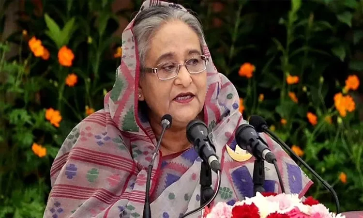 সংবাদ সম্মেলন শুরু প্রধানমন্ত্রীর
