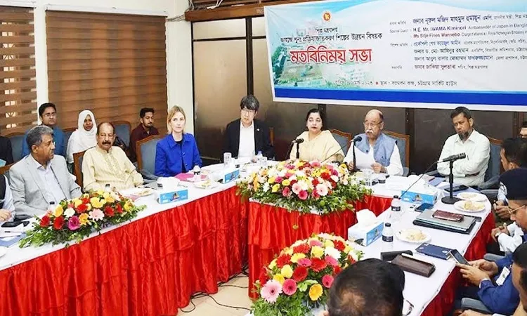 জাহাজ শিল্পে বিশ্ববাজারে ভালো অবস্থানে যাবে বাংলাদেশ: শিল্পমন্ত্রী