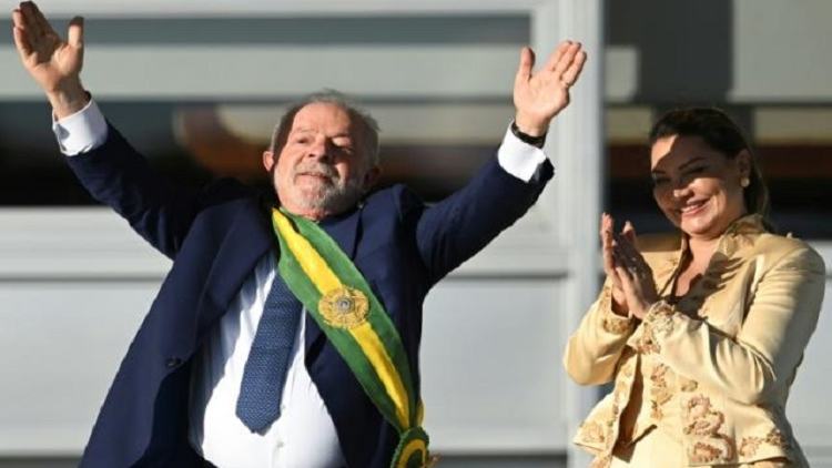 Lula vows to rebuild, reunify Brazil