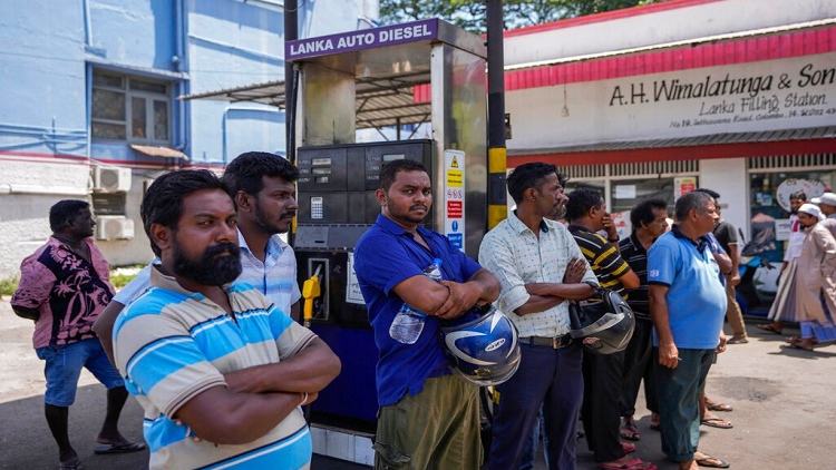 Crisis-hit Sri Lanka shuts schools, urges work from home to save fuel
