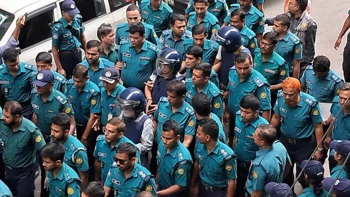 আসাদুজ্জামান নূর-মাহবুব আলী কারাগারে